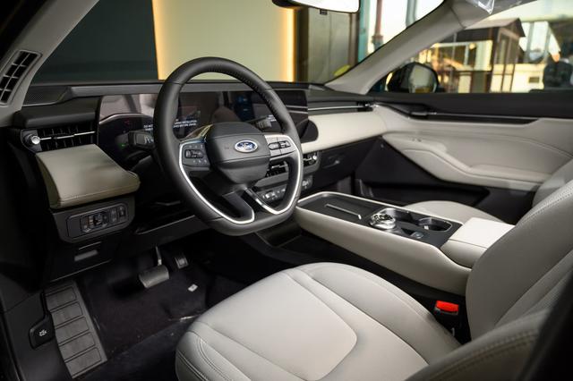 فورد تورس امبيانتي الشكل الجديد