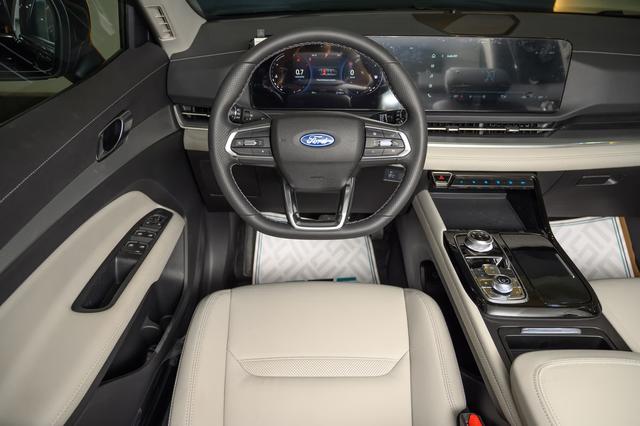 فورد تيريتوري ترند 