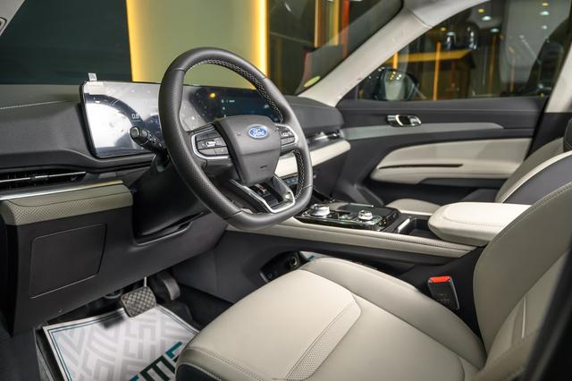 فورد تيريتوري ترند 