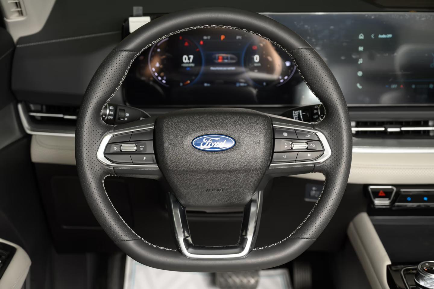 فورد تيريتوري ترند 