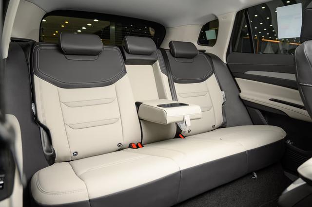 فورد تيريتوري ترند 