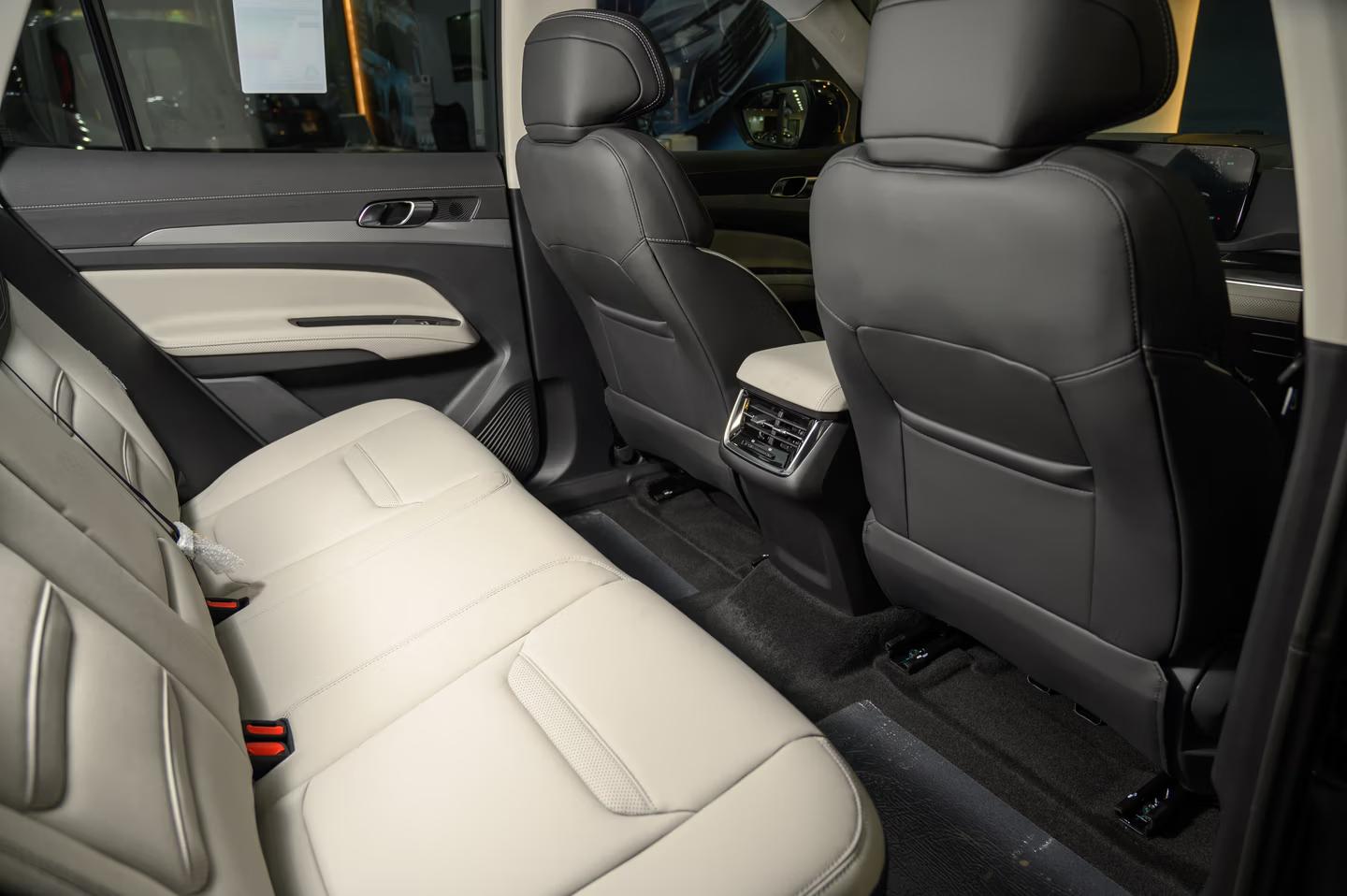 فورد تيريتوري ترند 