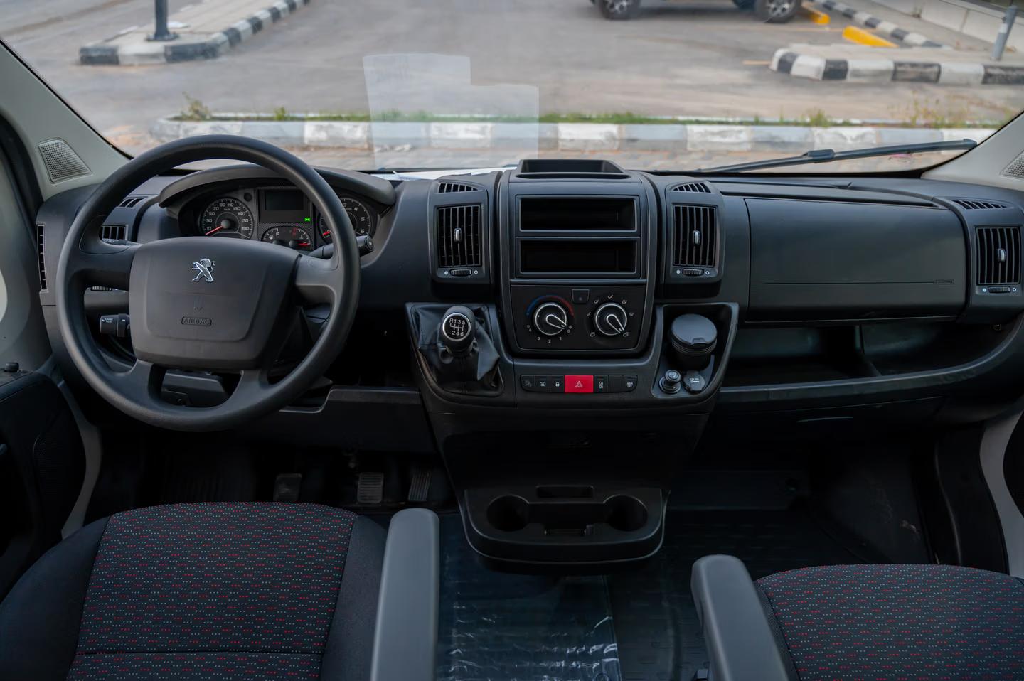 بيجو بوكسر L4H3 فان بضاعة سقف عالي