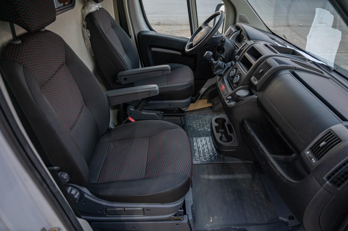 بيجو بوكسر L4H3 فان بضاعة سقف عالي