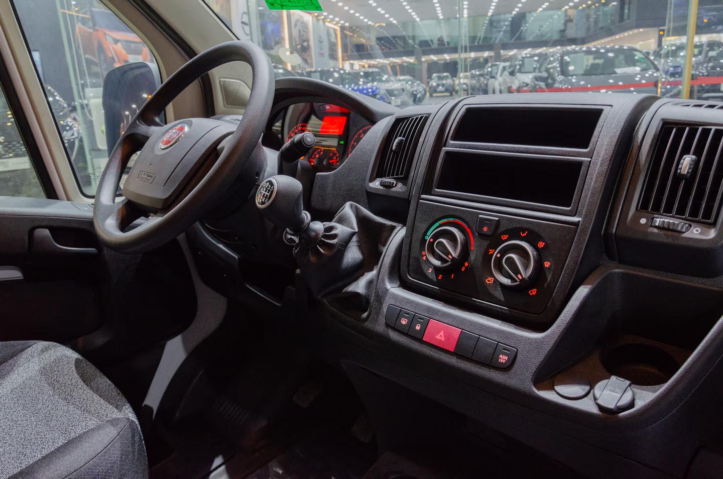 فيات دوكاتو L3H2