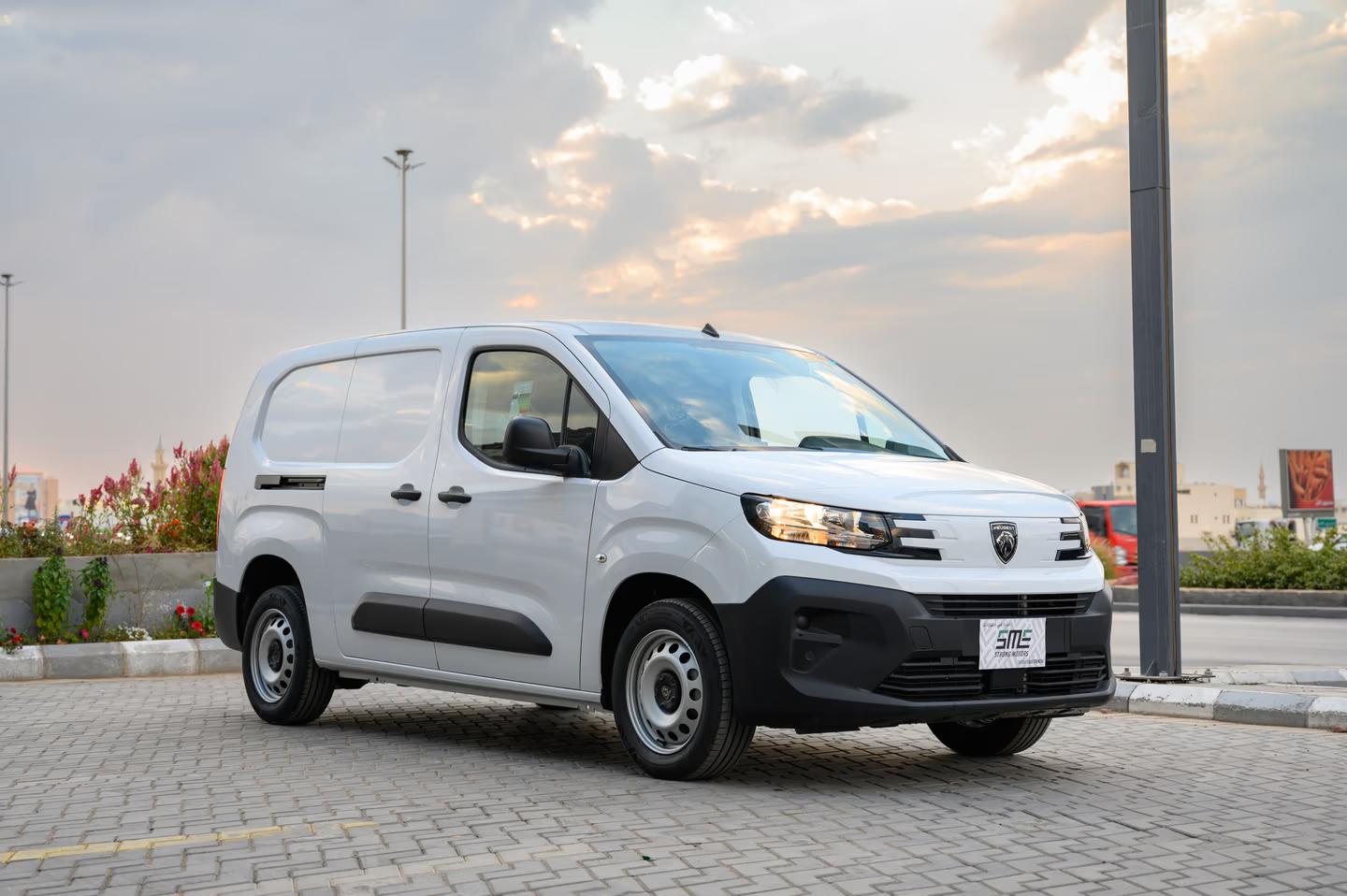 بيجو بارتنر 