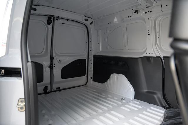 بيجو بارتنر 