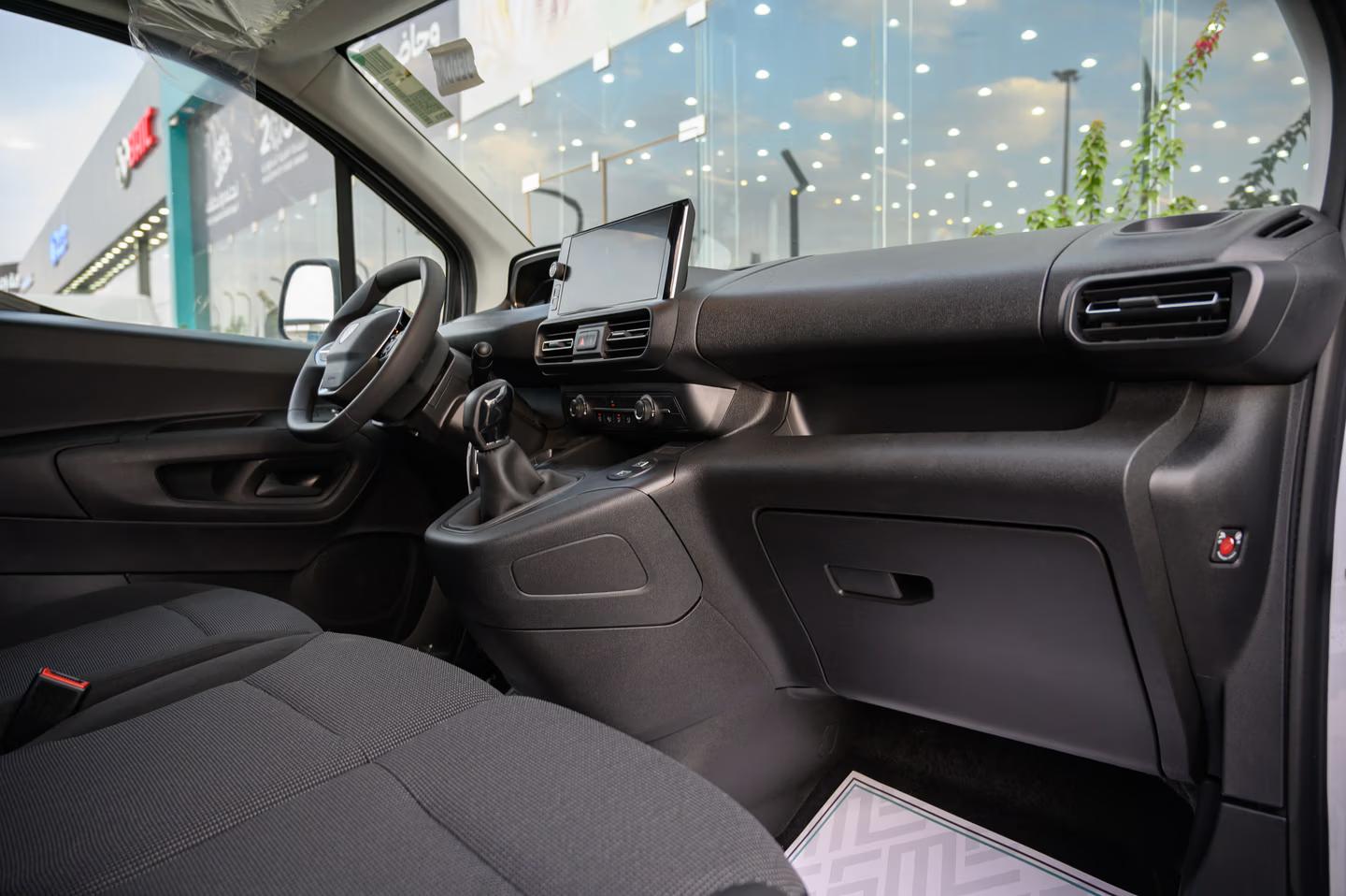 بيجو بارتنر 