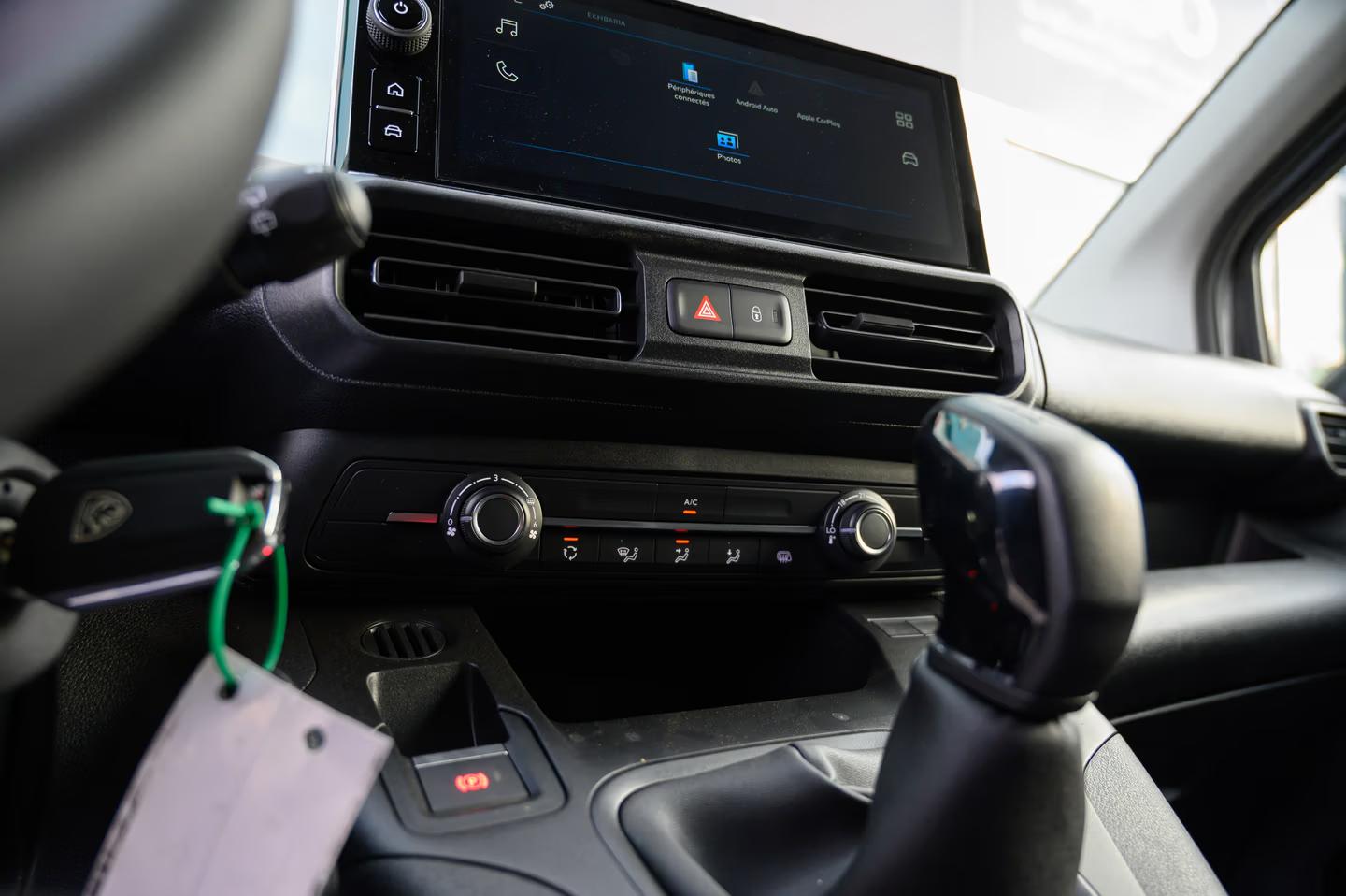 بيجو بارتنر 