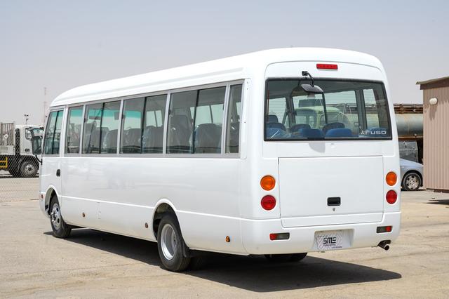 ميتسوبيشي روزا 