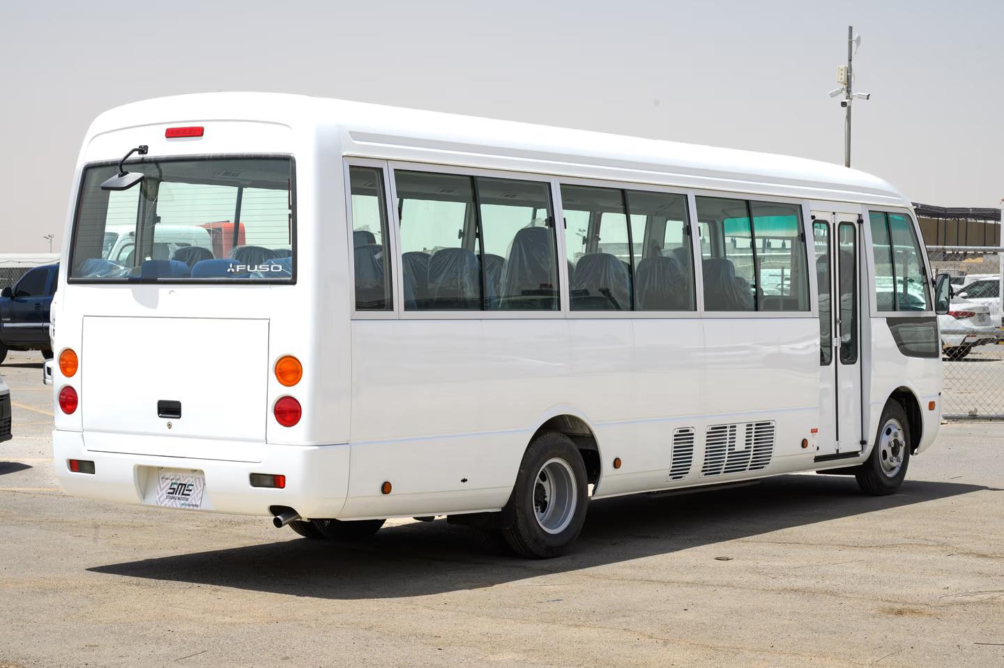 ميتسوبيشي روزا 