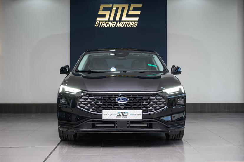 فورد تورس ترند اسود