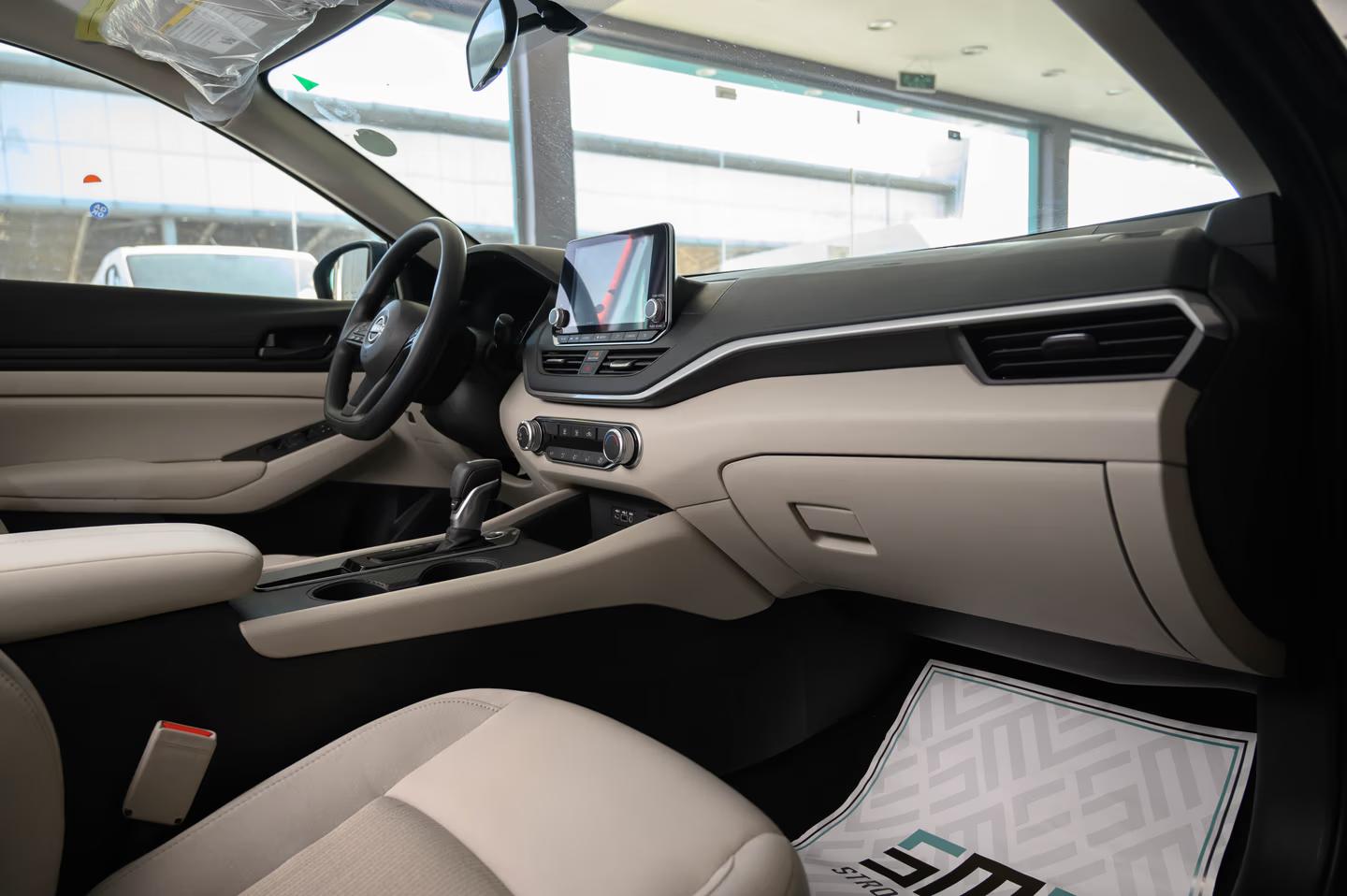 نيسان التيما ستاندر