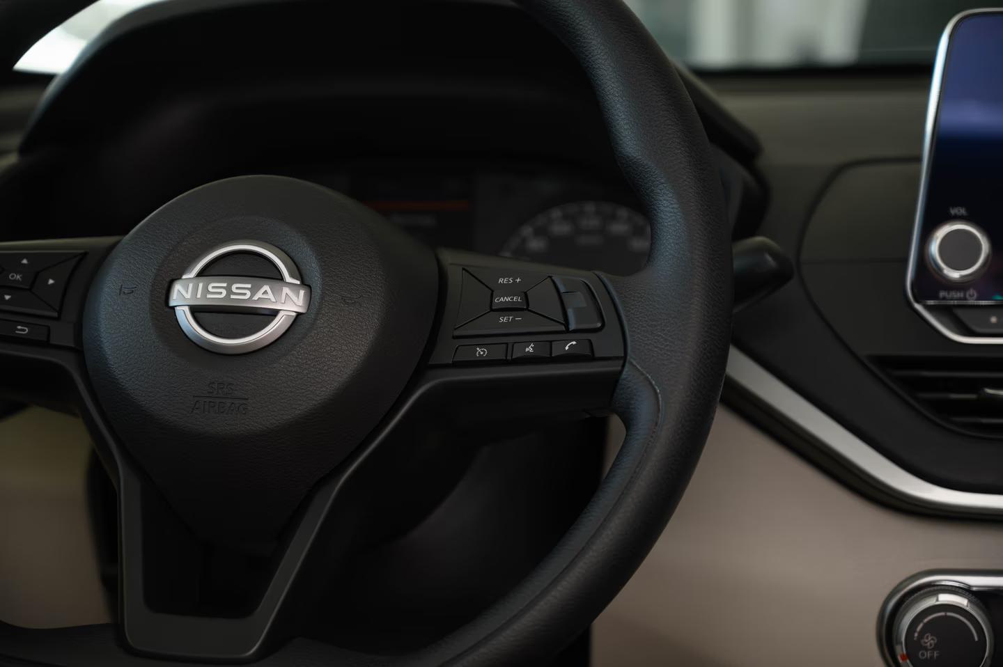 نيسان التيما ستاندر